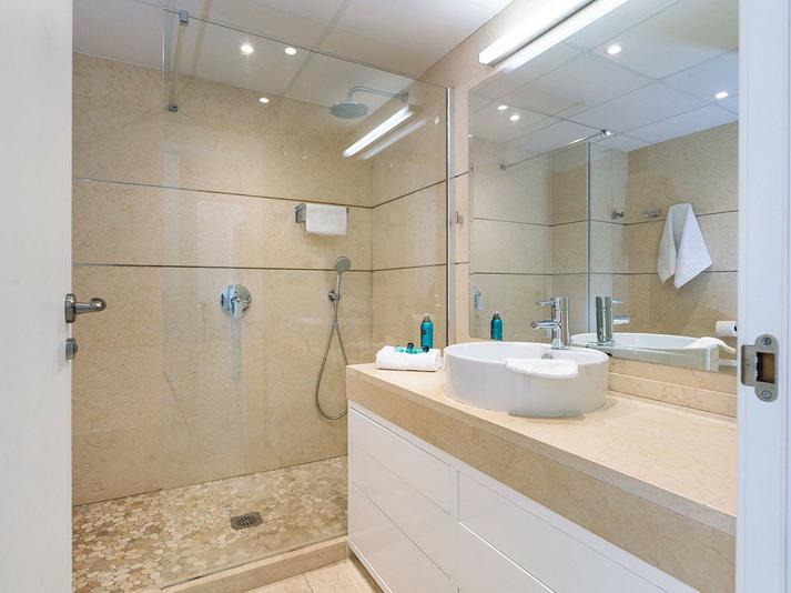 Modern Furnished Penthouse in La Resina-Selwo, Estepona – Long-Term Rental