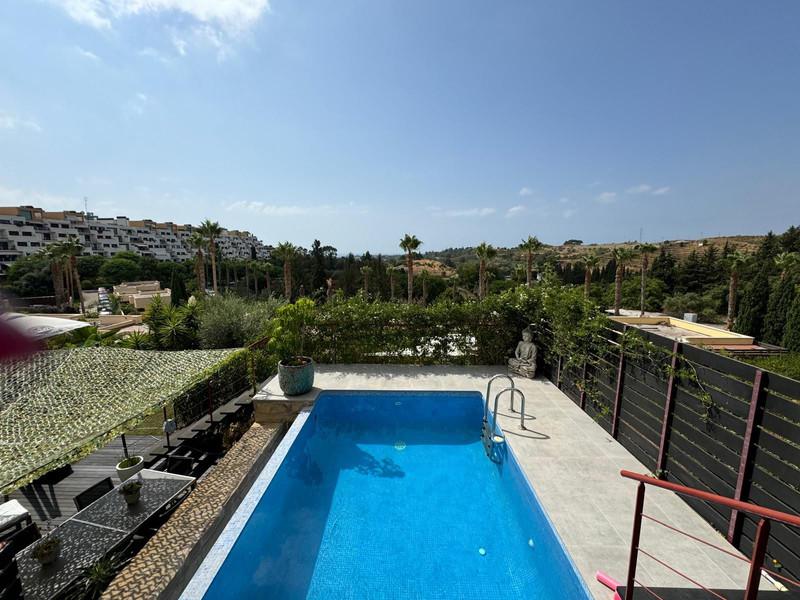 Detached Villa with Private Pool – Parque Botánico, Benahavís