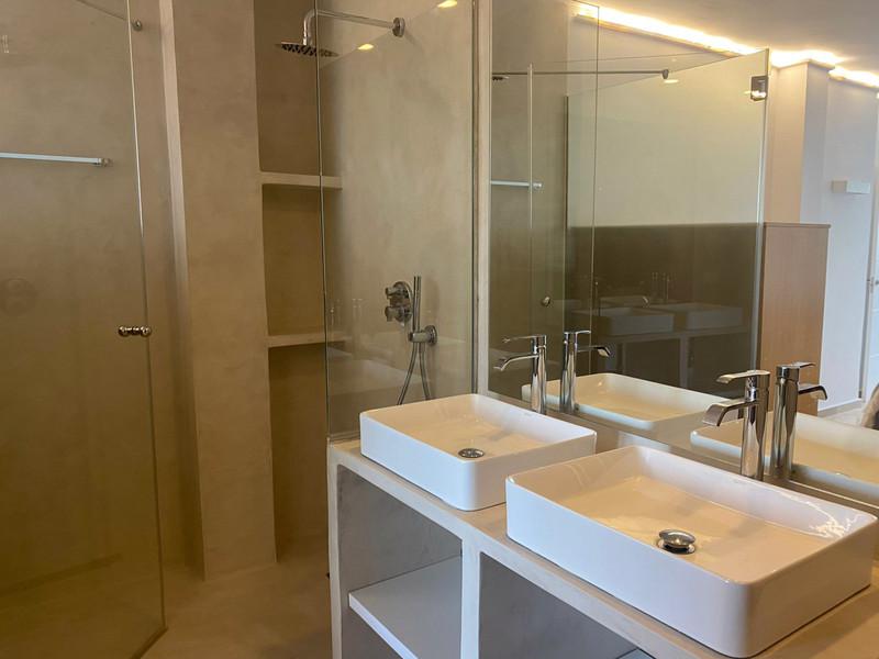 Stylish Apartment with Private Garden – La Quinta Golf, Benahavís
