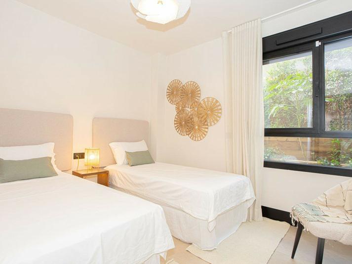 Modern Apartment with Panoramic Views – Nueva Andalucía, Marbella