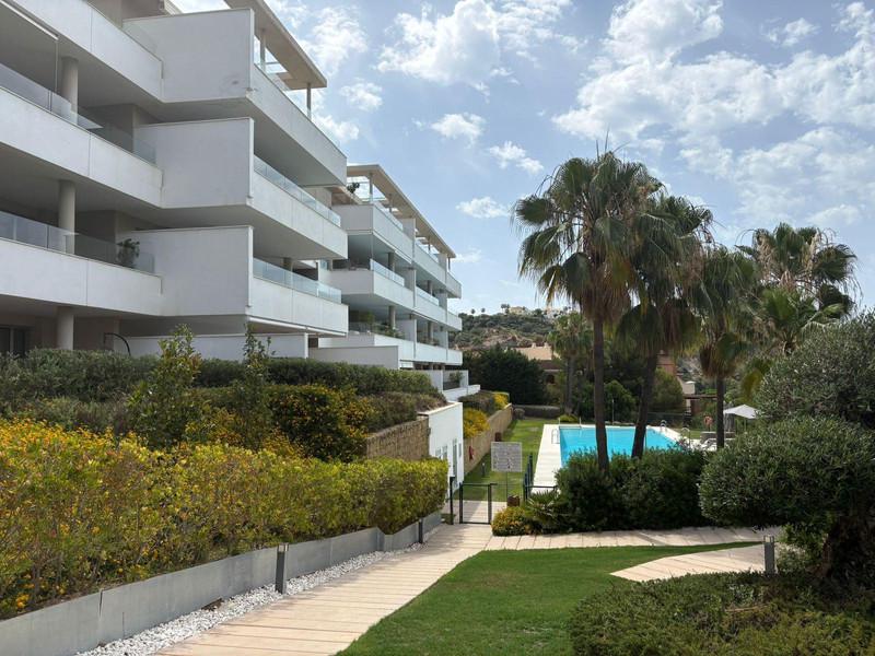Spacious Ground Floor Apartment with Private Terrace in Los Arqueros – Long-Term Rental