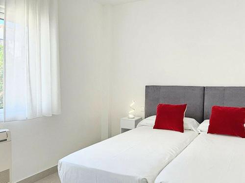 Stunning Renovated Villa with Pool and Garden in San Pedro de Alcántara – Long-Term Rental