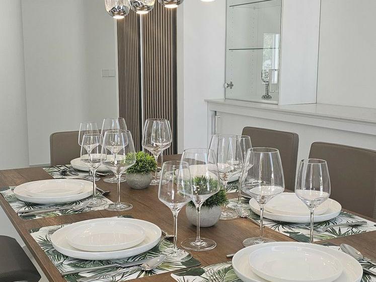 Stunning Renovated Villa with Pool and Garden in San Pedro de Alcántara – Long-Term Rental