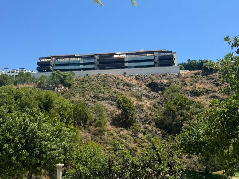 Stunning Apartment with Panoramic Sea Views – Villa Padierna Resort, Los Flamingos