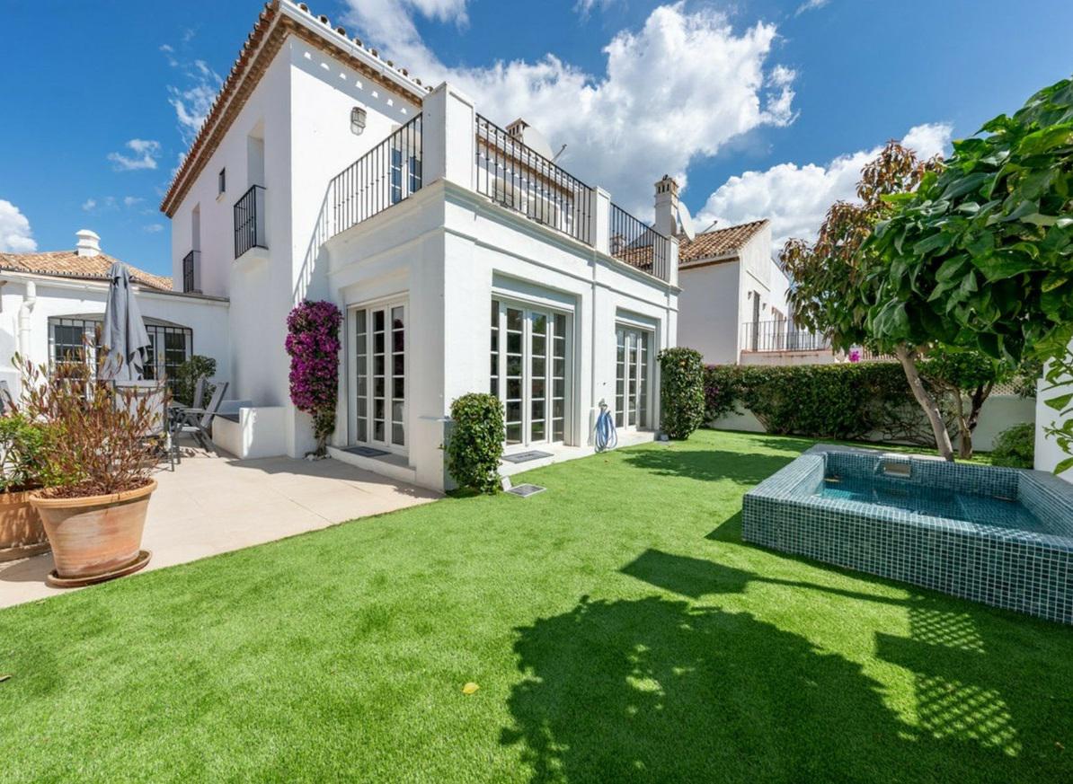 Charming Villa with Private Pool – New Golden Mile, Estepona
