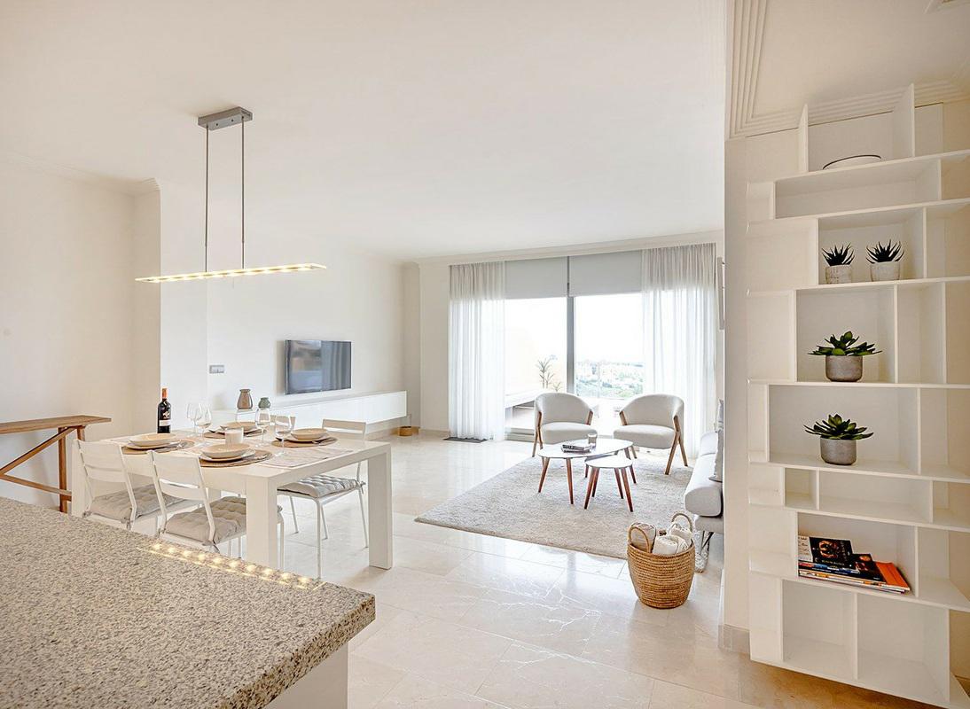 Modern Furnished Penthouse in La Resina-Selwo, Estepona – Long-Term Rental