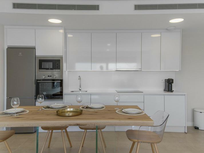 Modern Apartment with Large Terrace in Selwo – Long-Term Rental