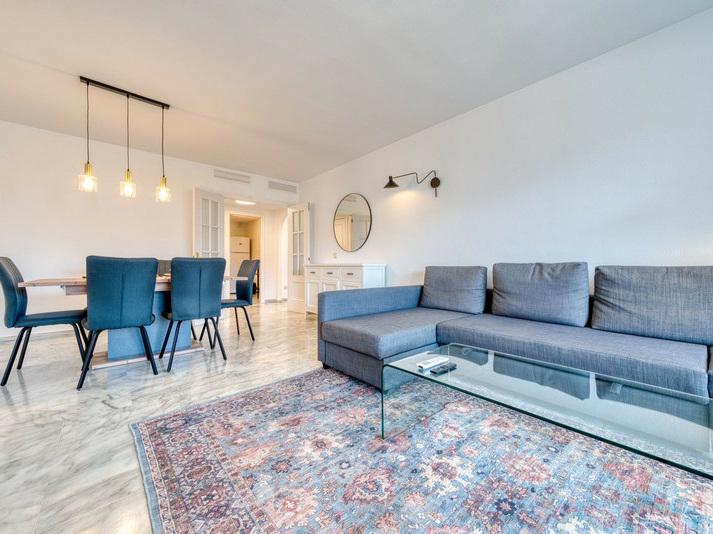 Middle Floor Apartment 2 Bedrooms 2 Bathrooms in Estepona