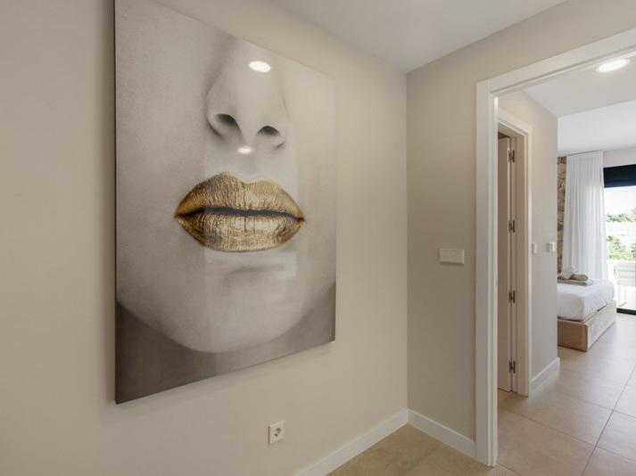 Modern Apartment with Large Terrace in Selwo – Long-Term Rental