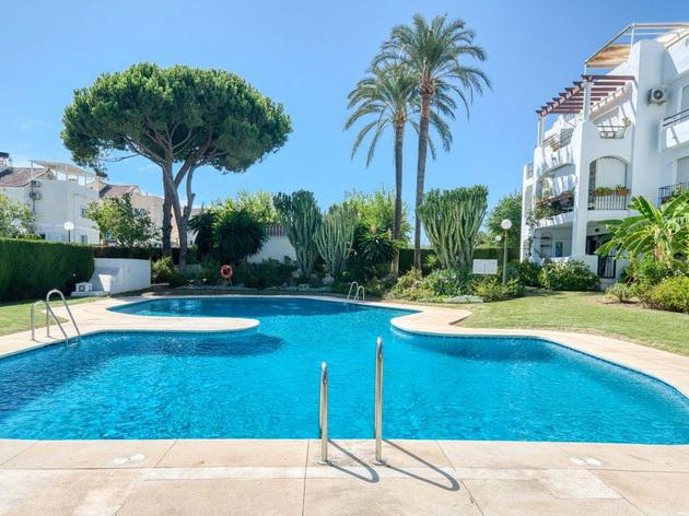 Middle Floor Apartment 2 Bedrooms 2 Bathrooms in Estepona