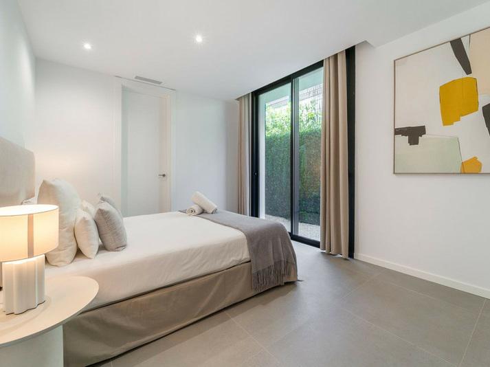 Villa Chic Contemporary Villa with Heated Pool – Atalaya, Estepona