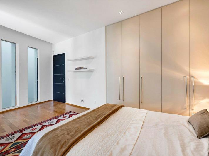 Modern Townhouse with Smart Home System in Sierra Blanca – Long-Term Rental