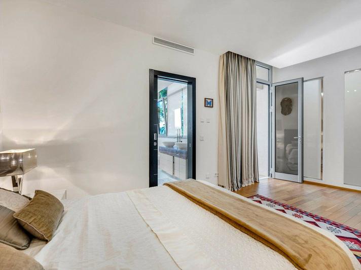 Modern Townhouse with Smart Home System in Sierra Blanca – Long-Term Rental