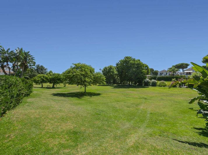 Charming Villa with Private Pool – New Golden Mile, Estepona
