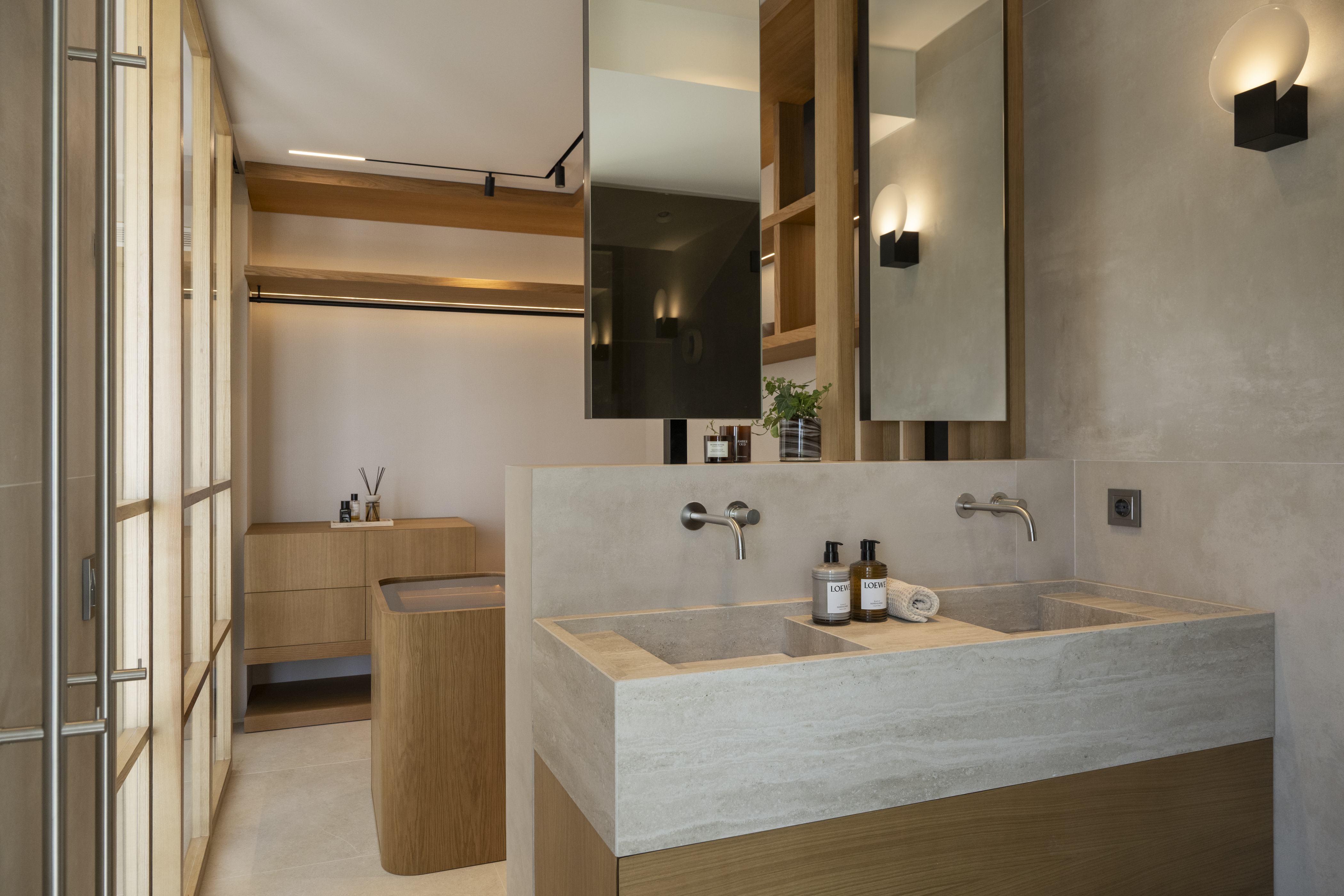 Gem Townhouse in Aloha, Nueva Andalucía – Sea and La Concha Views