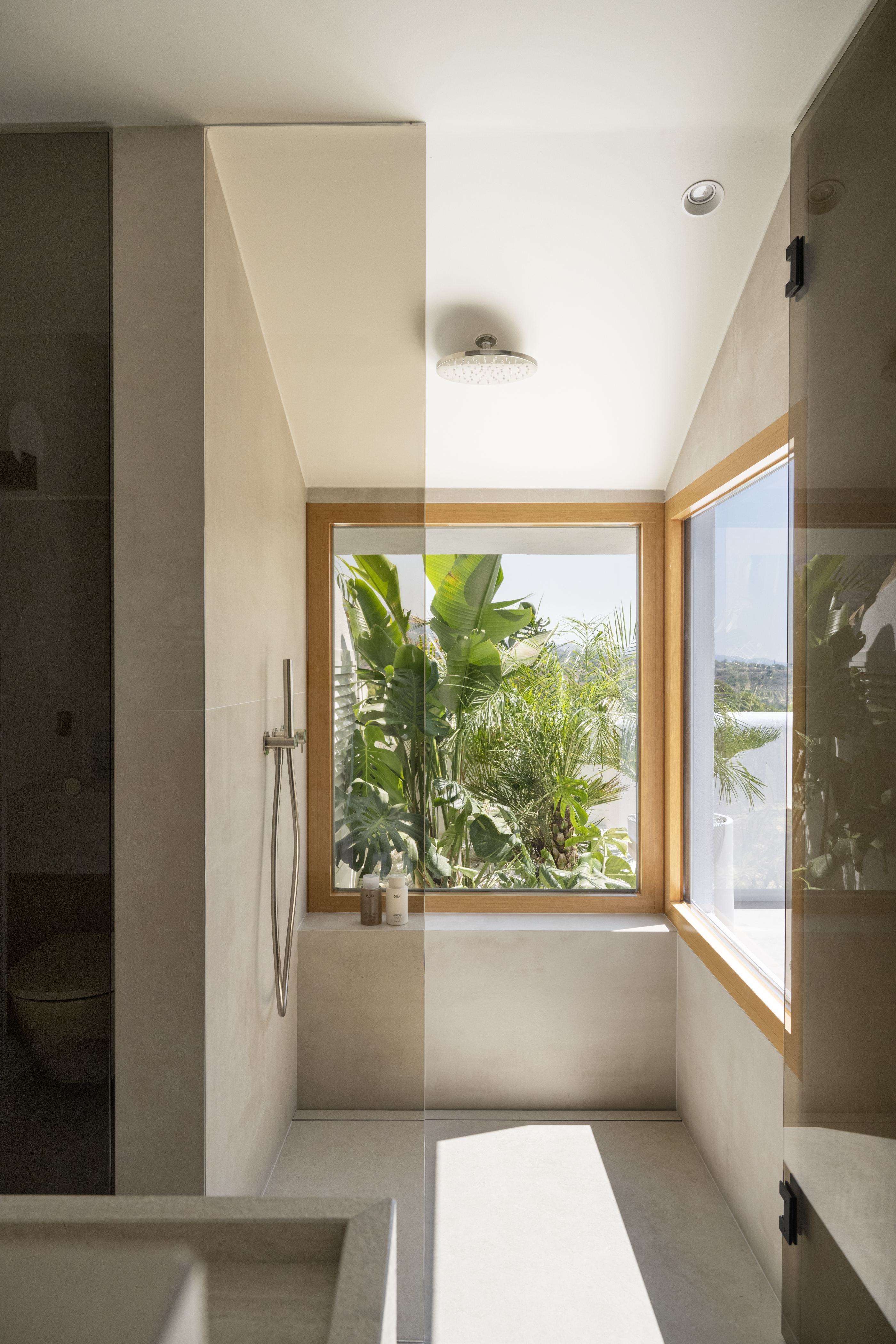 Gem Townhouse in Aloha, Nueva Andalucía – Sea and La Concha Views