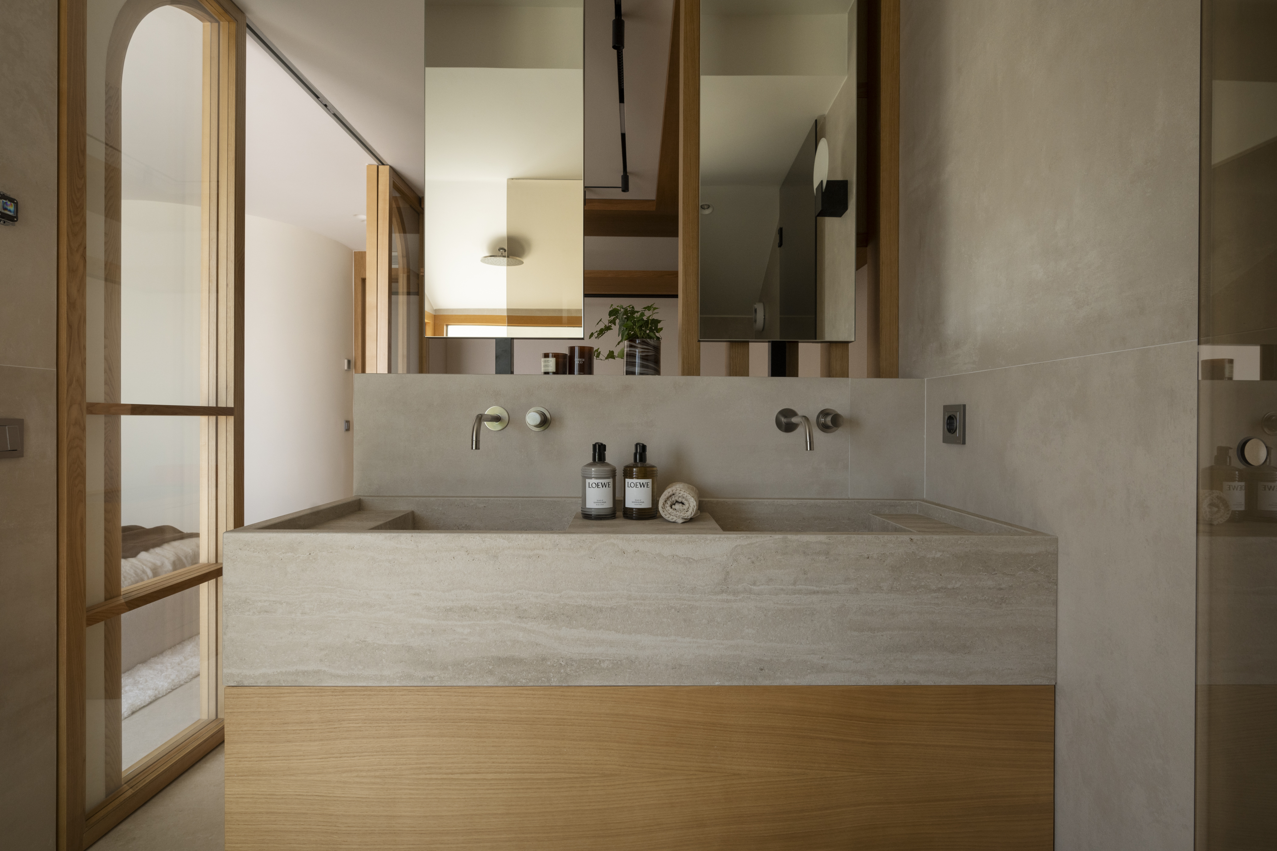 Gem Townhouse in Aloha, Nueva Andalucía – Sea and La Concha Views