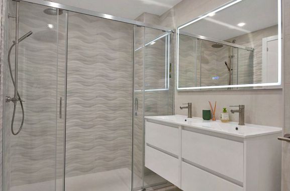 Ground Floor Apartment 3 Bedrooms 2 Bathrooms in Río Real