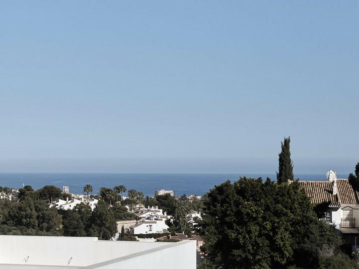 Detached Villa 4 Bedrooms 2 Bathrooms in Cabopino