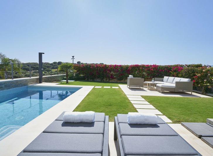 Detached Villa 4 Bedrooms 2 Bathrooms in Cabopino