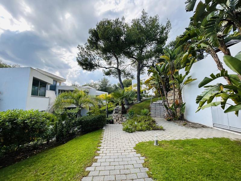 Modern Townhouse in Sierra Blanca – Marbella’s Most Prestigious Area