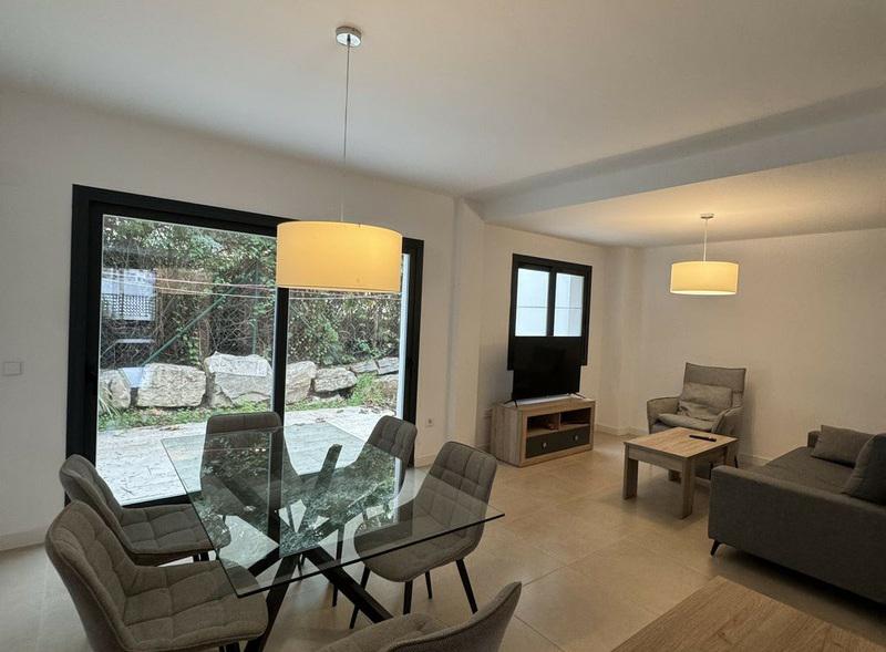 Modern Townhouse in El Paraíso – Long Term Rental