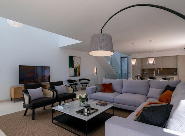 Townhouse 5 Bedrooms 3 Bathrooms in Cabopino