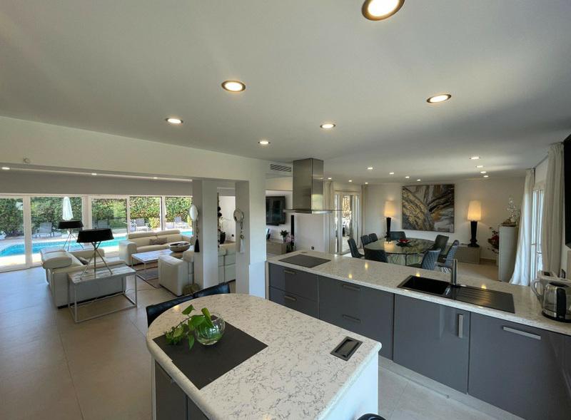 Beachside Luxury Villa – San Pedro de Alcántara, Marbella