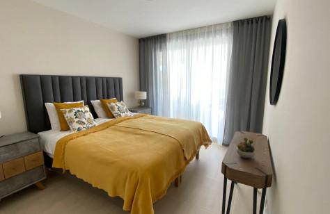 Middle Floor Apartment 2 Bedrooms   in Estepona