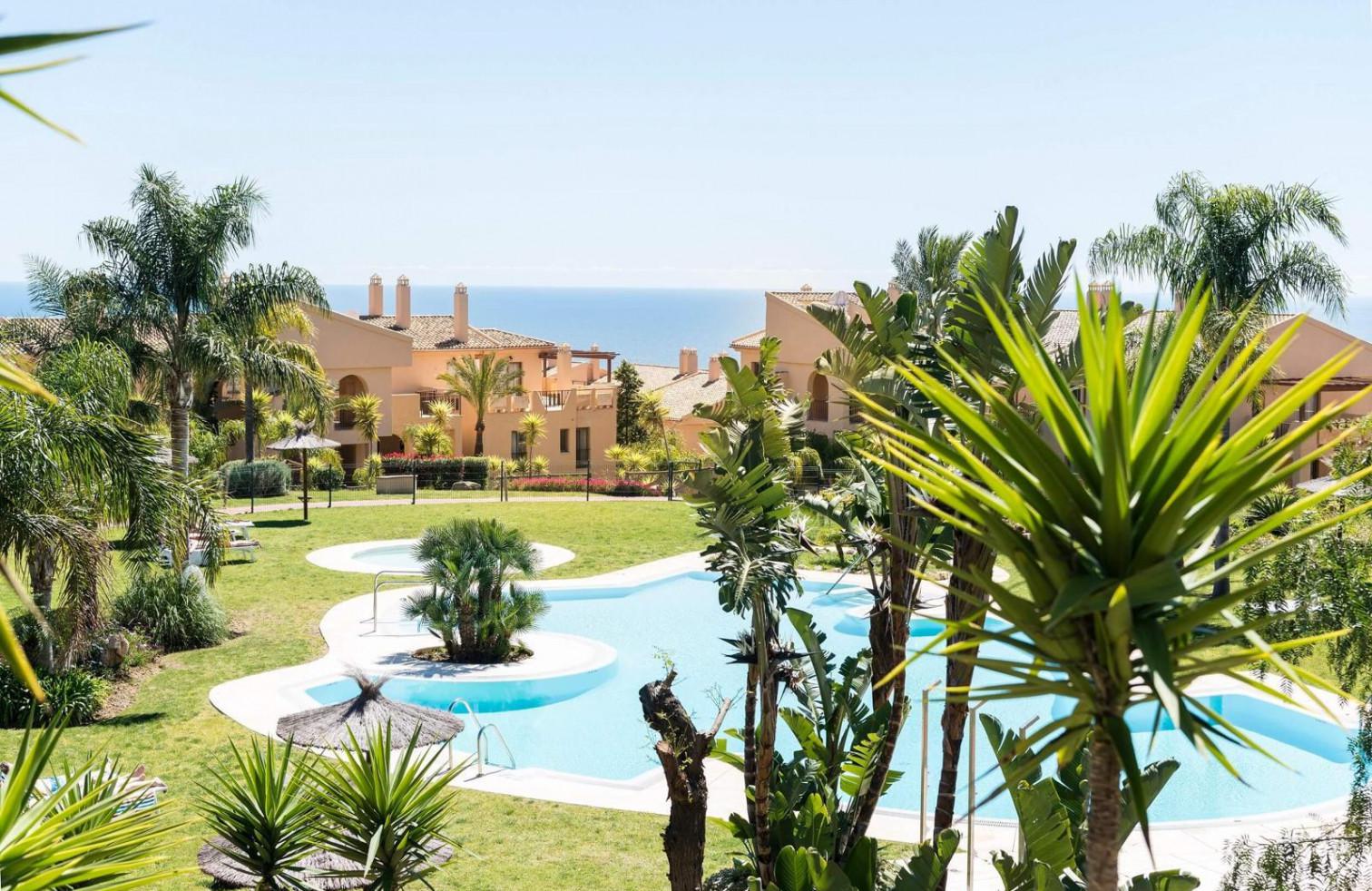 Ground Floor Apartment 2 Bedrooms 2 Bathrooms in Benahavís