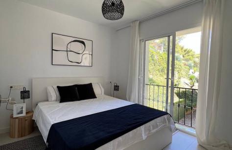 Penthouse 4 Bedrooms 1 Bathroom in La Quinta
