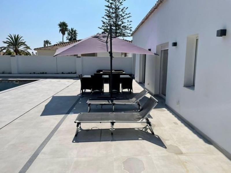 Semi-Detached House 3 Bedrooms 3 Bathrooms in Atalaya