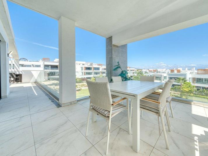 Penthouse 3 Bedrooms 3 Bathrooms in Bel Air