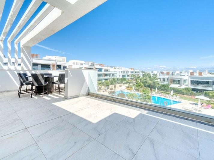 Penthouse 3 Bedrooms 3 Bathrooms in Bel Air
