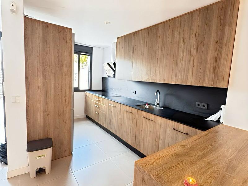 Townhouse 2 Bedrooms 3 Bathrooms in El Paraiso