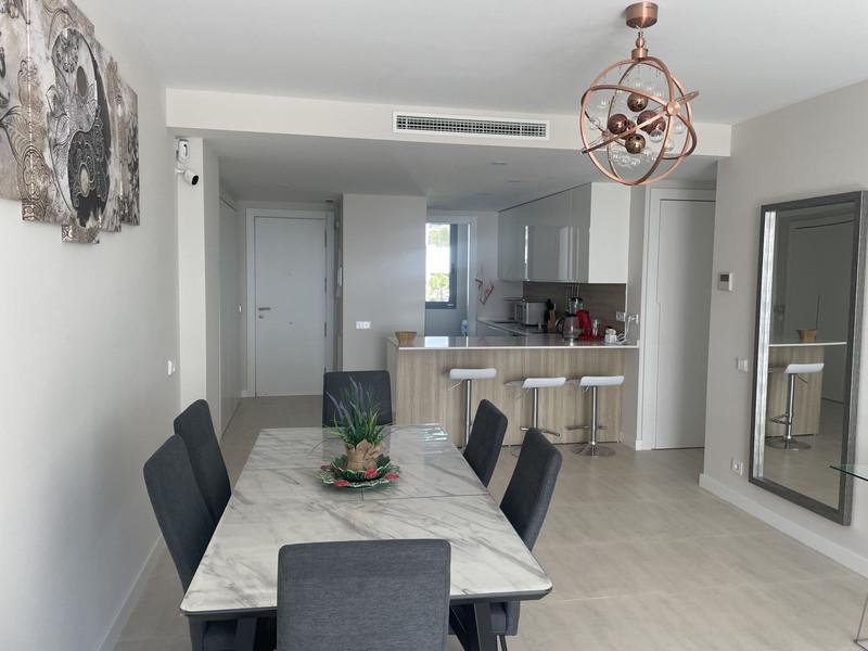 Modern Apartment in Vanian Gardens, Estepona