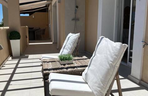 Penthouse 4 Bedrooms 1 Bathroom in La Quinta