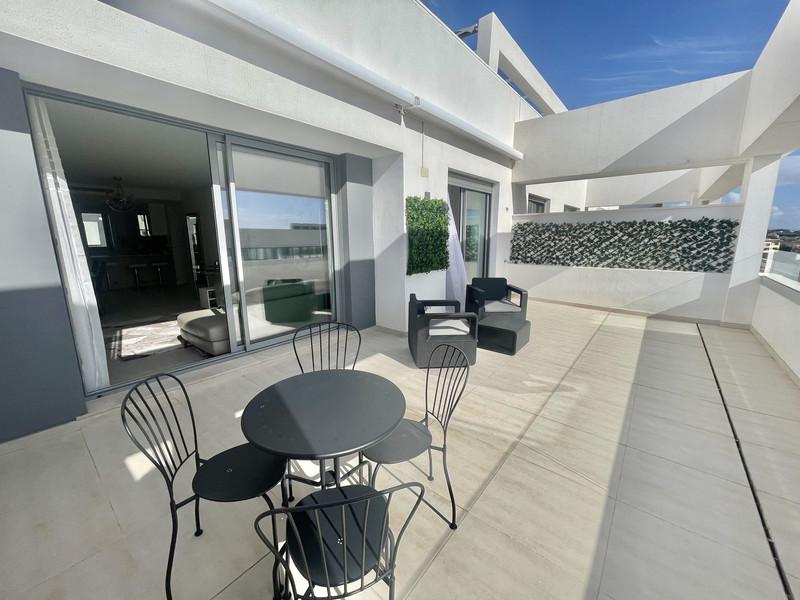 Modern Apartment in Vanian Gardens, Estepona