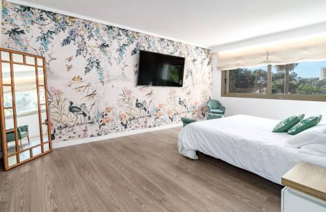 Luxury Villa with Private Pool in Rio Real Golf – Marbella East