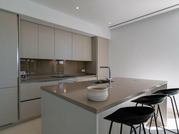 Townhouse 5 Bedrooms 3 Bathrooms in Cabopino