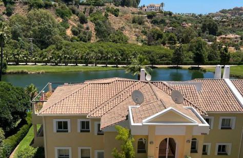 Penthouse 4 Bedrooms 1 Bathroom in La Quinta