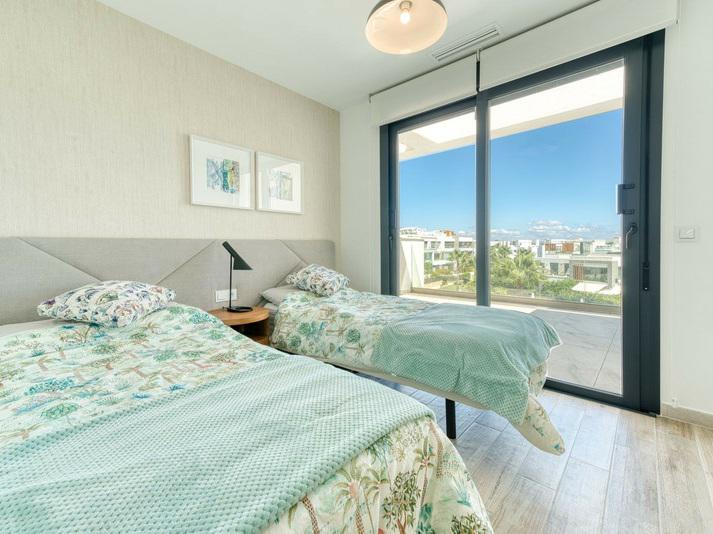 Penthouse 3 Bedrooms 3 Bathrooms in Bel Air