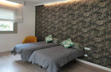 Luxury Villa with Private Pool in Rio Real Golf – Marbella East