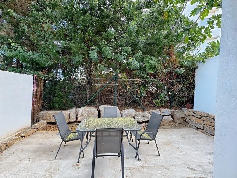 Townhouse 2 Bedrooms 3 Bathrooms in El Paraiso