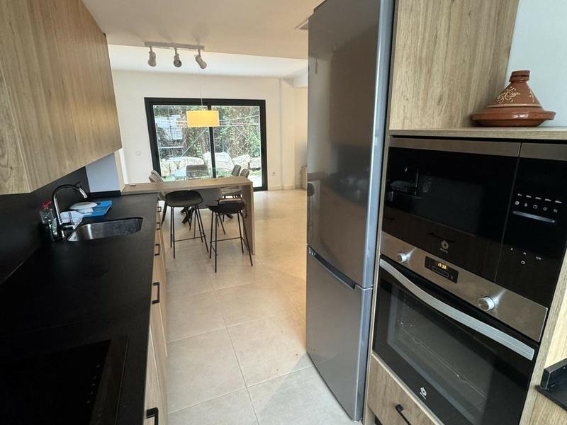 Modern Townhouse in El Paraíso – Long Term Rental