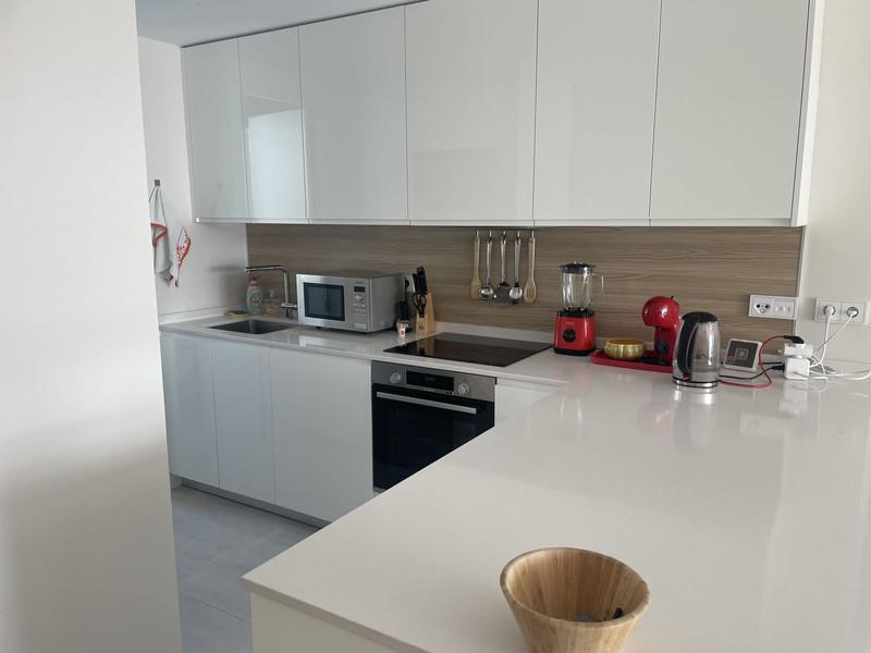 Modern Apartment in Vanian Gardens, Estepona