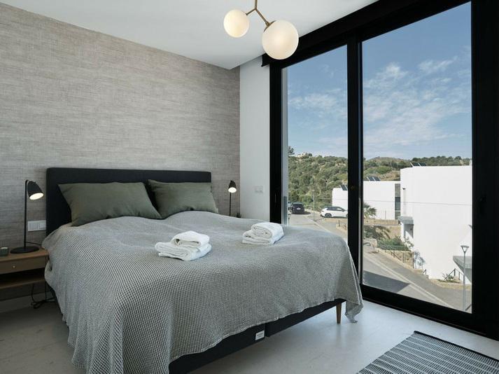 Detached Villa 4 Bedrooms 2 Bathrooms in Cabopino