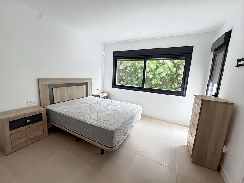 Townhouse 2 Bedrooms 3 Bathrooms in El Paraiso