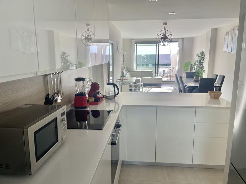 Modern Apartment in Vanian Gardens, Estepona