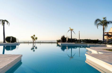 Ground Floor Apartment 2 Bedrooms 2 Bathrooms in Benahavís